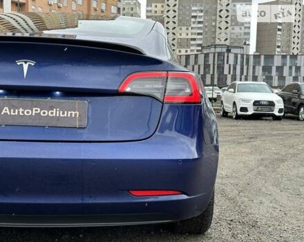 Синій Тесла Модель 3, об'ємом двигуна 0 л та пробігом 64 тис. км за 21999 $, фото 11 на Automoto.ua
