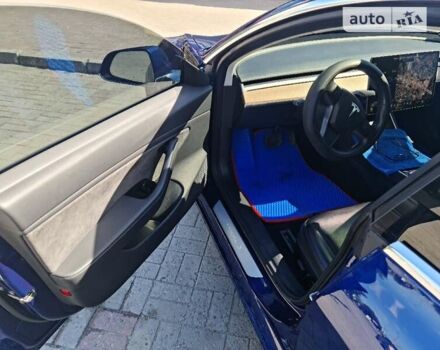 Синий Тесла Модель 3, объемом двигателя 0 л и пробегом 45 тыс. км за 23599 $, фото 8 на Automoto.ua