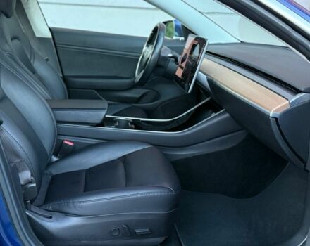 Синий Тесла Модель 3, объемом двигателя 0 л и пробегом 104 тыс. км за 16999 $, фото 13 на Automoto.ua