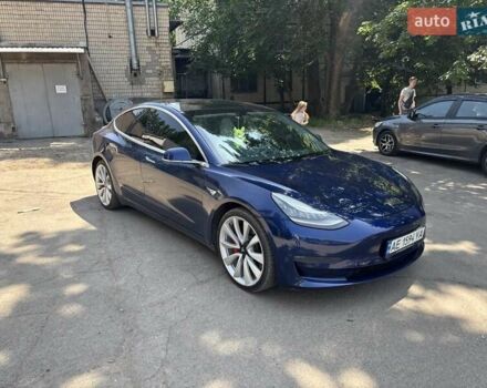 Синий Тесла Модель 3, объемом двигателя 0 л и пробегом 125 тыс. км за 16500 $, фото 2 на Automoto.ua