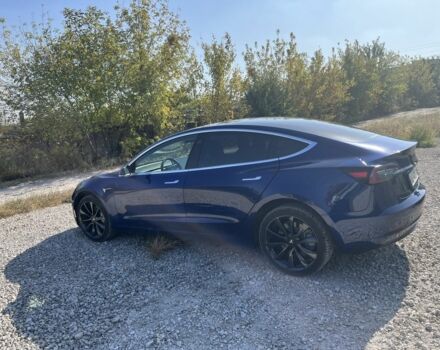 Синий Тесла Модель 3, объемом двигателя 0 л и пробегом 170 тыс. км за 17000 $, фото 4 на Automoto.ua