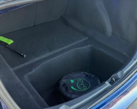 Синій Тесла Модель 3, об'ємом двигуна 0 л та пробігом 145 тис. км за 17500 $, фото 3 на Automoto.ua