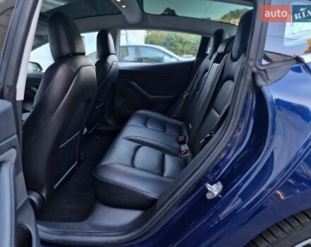Синий Тесла Модель 3, объемом двигателя 0 л и пробегом 98 тыс. км за 19990 $, фото 53 на Automoto.ua