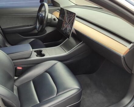 Синій Тесла Модель 3, об'ємом двигуна 0 л та пробігом 162 тис. км за 16700 $, фото 10 на Automoto.ua