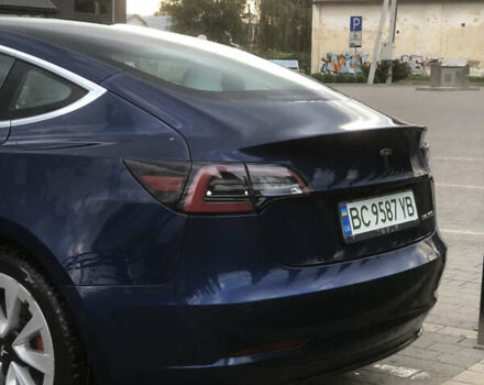 Синій Тесла Модель 3, об'ємом двигуна 0 л та пробігом 153 тис. км за 17300 $, фото 6 на Automoto.ua