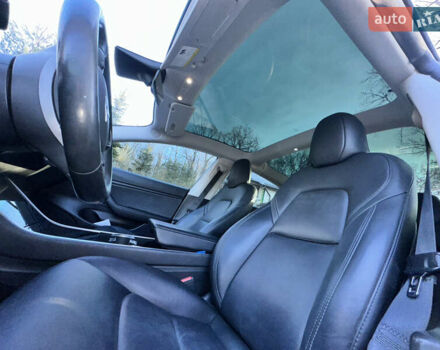 Синий Тесла Модель 3, объемом двигателя 0 л и пробегом 145 тыс. км за 13999 $, фото 36 на Automoto.ua