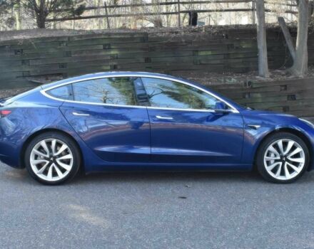 Синий Тесла Модель 3, объемом двигателя 0 л и пробегом 40 тыс. км за 8900 $, фото 7 на Automoto.ua