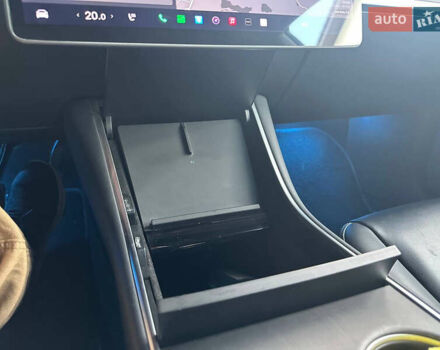 Синий Тесла Модель 3, объемом двигателя 0 л и пробегом 122 тыс. км за 18000 $, фото 24 на Automoto.ua