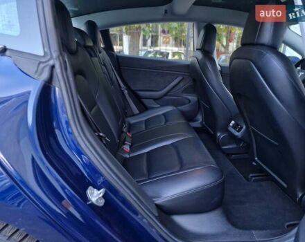 Синий Тесла Модель 3, объемом двигателя 0 л и пробегом 98 тыс. км за 19990 $, фото 52 на Automoto.ua