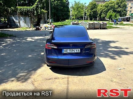 Синій Тесла Модель 3, об'ємом двигуна 0 л та пробігом 116 тис. км за 17500 $, фото 1 на Automoto.ua