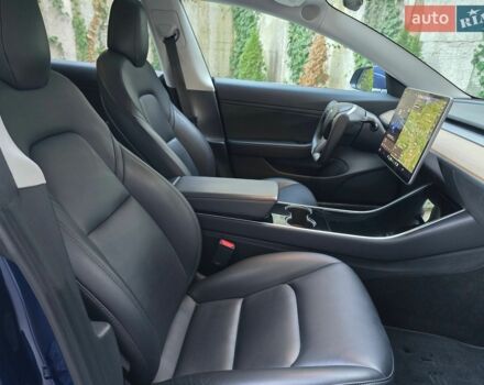 Синий Тесла Модель 3, объемом двигателя 0 л и пробегом 87 тыс. км за 17500 $, фото 41 на Automoto.ua