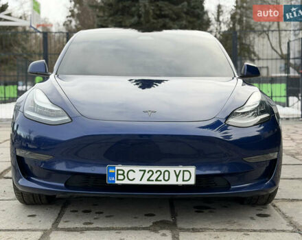Синий Тесла Модель 3, объемом двигателя 0 л и пробегом 128 тыс. км за 15500 $, фото 4 на Automoto.ua