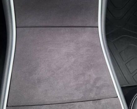 Синий Тесла Модель 3, объемом двигателя 0 л и пробегом 236 тыс. км за 16000 $, фото 14 на Automoto.ua