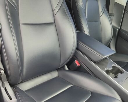 Синій Тесла Модель 3, об'ємом двигуна 0 л та пробігом 162 тис. км за 16700 $, фото 12 на Automoto.ua