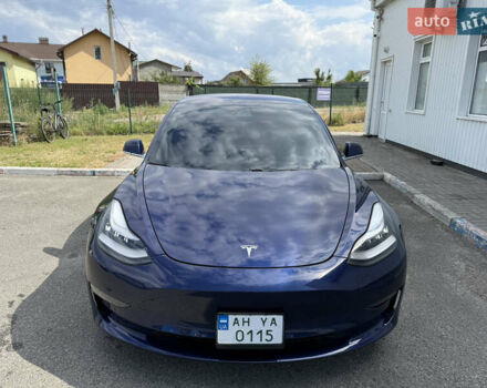 Тесла Модель 3 2018 у Києві на Automoto.ua Синій Тесла Модель 3, об'ємом двигуна 0 л та пробігом 108 тис. км за 20800 $, фото 2 на Automoto.ua