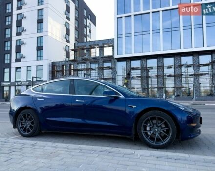Синій Тесла Модель 3, об'ємом двигуна 0 л та пробігом 180 тис. км за 16999 $, фото 4 на Automoto.ua