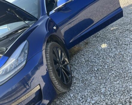 Синий Тесла Модель 3, объемом двигателя 0 л и пробегом 170 тыс. км за 17000 $, фото 6 на Automoto.ua