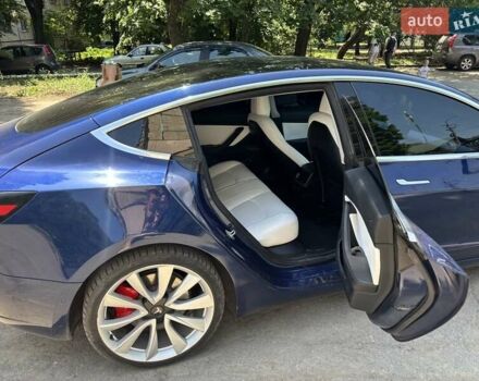 Синий Тесла Модель 3, объемом двигателя 0 л и пробегом 125 тыс. км за 16500 $, фото 3 на Automoto.ua