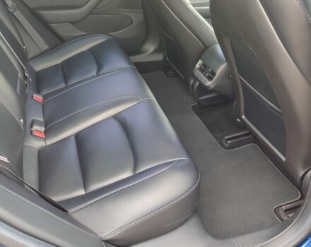 Синій Тесла Модель 3, об'ємом двигуна 0 л та пробігом 162 тис. км за 16700 $, фото 8 на Automoto.ua