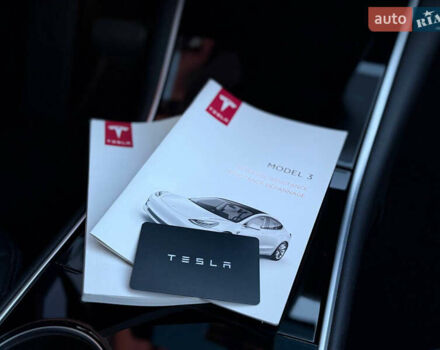 Синій Тесла Модель 3, об'ємом двигуна 0 л та пробігом 104 тис. км за 17990 $, фото 105 на Automoto.ua
