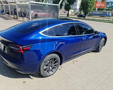 Синий Тесла Модель 3, объемом двигателя 0 л и пробегом 45 тыс. км за 17399 $, фото 4 на Automoto.ua