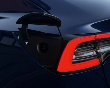 Синій Тесла Модель 3, об'ємом двигуна 0 л та пробігом 104 тис. км за 18500 $, фото 15 на Automoto.ua