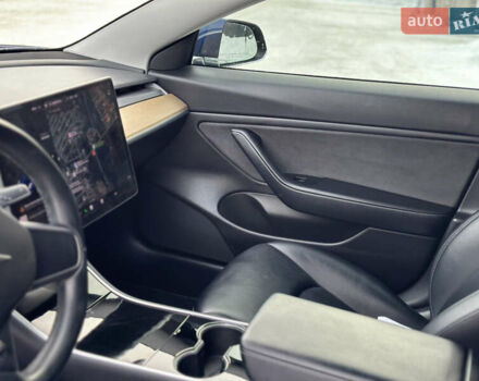 Синий Тесла Модель 3, объемом двигателя 0 л и пробегом 145 тыс. км за 14500 $, фото 8 на Automoto.ua