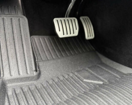 Синий Тесла Модель 3, объемом двигателя 0 л и пробегом 79 тыс. км за 18900 $, фото 16 на Automoto.ua