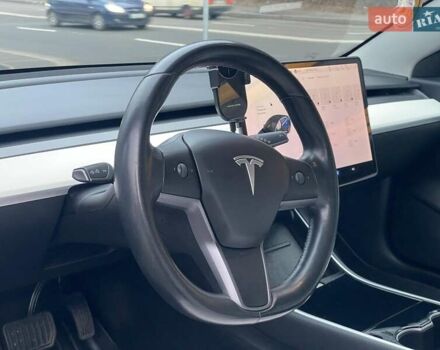 Синий Тесла Модель 3, объемом двигателя 0 л и пробегом 100 тыс. км за 16490 $, фото 12 на Automoto.ua
