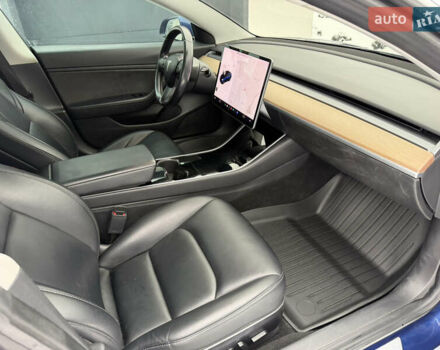 Синий Тесла Модель 3, объемом двигателя 0 л и пробегом 119 тыс. км за 15900 $, фото 33 на Automoto.ua