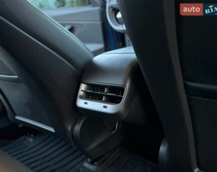 Синий Тесла Модель 3, объемом двигателя 0 л и пробегом 101 тыс. км за 18300 $, фото 65 на Automoto.ua