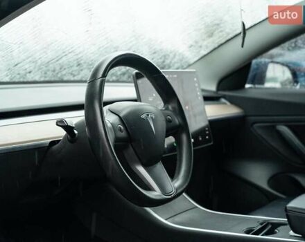 Синий Тесла Модель 3, объемом двигателя 0 л и пробегом 79 тыс. км за 18900 $, фото 16 на Automoto.ua