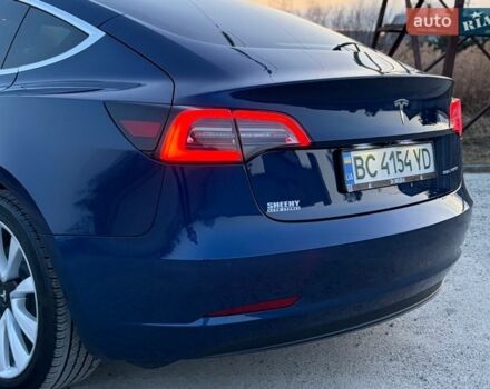 Синий Тесла Модель 3, объемом двигателя 0 л и пробегом 101 тыс. км за 18300 $, фото 31 на Automoto.ua