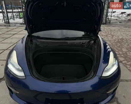 Синий Тесла Модель 3, объемом двигателя 0 л и пробегом 128 тыс. км за 15500 $, фото 34 на Automoto.ua