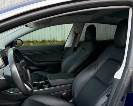 Синий Тесла Модель 3, объемом двигателя 0 л и пробегом 103 тыс. км за 18500 $, фото 6 на Automoto.ua