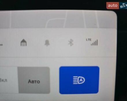 Синій Тесла Модель 3, об'ємом двигуна 0 л та пробігом 248 тис. км за 15900 $, фото 31 на Automoto.ua