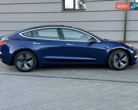 Синій Тесла Модель 3, об'ємом двигуна 0 л та пробігом 104 тис. км за 17990 $, фото 75 на Automoto.ua