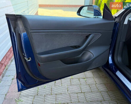 Синій Тесла Модель 3, об'ємом двигуна 0 л та пробігом 104 тис. км за 17990 $, фото 33 на Automoto.ua