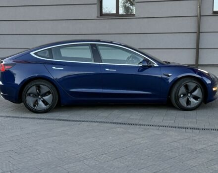 Синій Тесла Модель 3, об'ємом двигуна 0 л та пробігом 104 тис. км за 18500 $, фото 16 на Automoto.ua