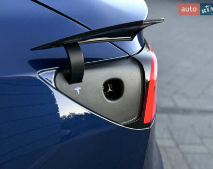 Синій Тесла Модель 3, об'ємом двигуна 0 л та пробігом 104 тис. км за 17990 $, фото 73 на Automoto.ua