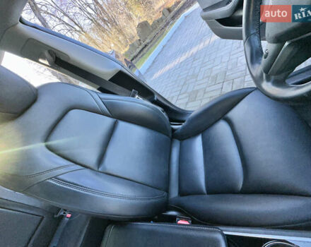 Синий Тесла Модель 3, объемом двигателя 0 л и пробегом 145 тыс. км за 13999 $, фото 17 на Automoto.ua