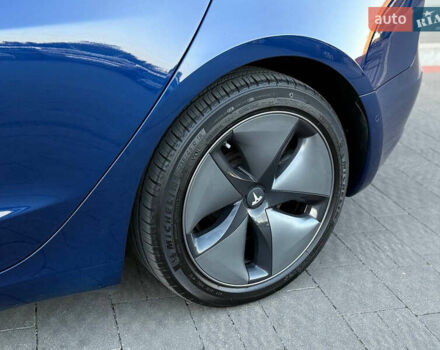 Синій Тесла Модель 3, об'ємом двигуна 0 л та пробігом 104 тис. км за 17990 $, фото 59 на Automoto.ua