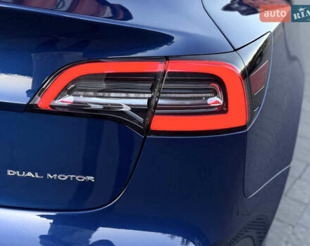 Синій Тесла Модель 3, об'ємом двигуна 0 л та пробігом 104 тис. км за 17990 $, фото 70 на Automoto.ua