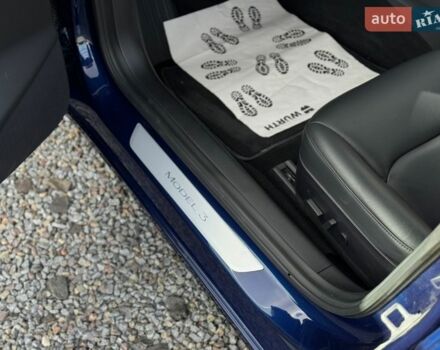 Синий Тесла Модель 3, объемом двигателя 0 л и пробегом 103 тыс. км за 15900 $, фото 31 на Automoto.ua