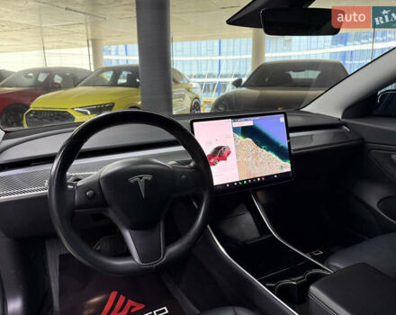 Тесла Модель 3 2018 в Одессе на Automoto.ua Синий Тесла Модель 3, объемом двигателя 0 л и пробегом 74 тыс. км за 19500 $, фото 24 на Automoto.ua