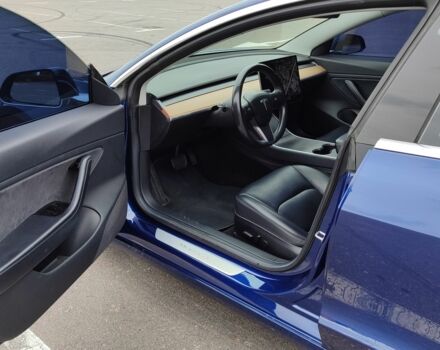 Синій Тесла Модель 3, об'ємом двигуна 0 л та пробігом 162 тис. км за 16700 $, фото 4 на Automoto.ua