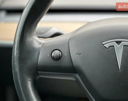 Синий Тесла Модель 3, объемом двигателя 0 л и пробегом 151 тыс. км за 17850 $, фото 11 на Automoto.ua