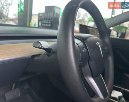 Синий Тесла Модель 3, объемом двигателя 0 л и пробегом 80 тыс. км за 15900 $, фото 48 на Automoto.ua