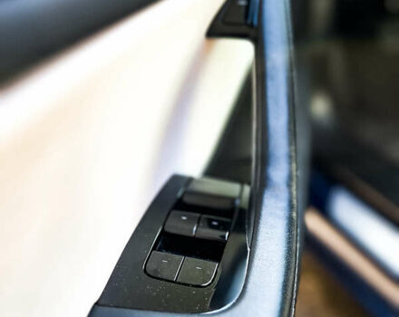 Синий Тесла Модель 3, объемом двигателя 0 л и пробегом 160 тыс. км за 16999 $, фото 11 на Automoto.ua