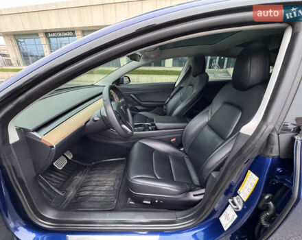 Синий Тесла Модель 3, объемом двигателя 0 л и пробегом 114 тыс. км за 19500 $, фото 12 на Automoto.ua